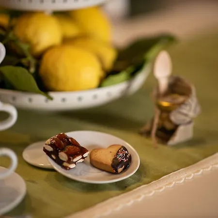 Casa Ro Cori, 10 Minuti A Piedi Dalla Cattedrale Tatil Evi Noto
